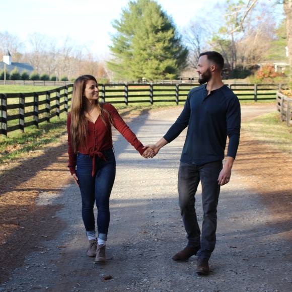 Meet your Posher, Justina - Picture 1 of 1